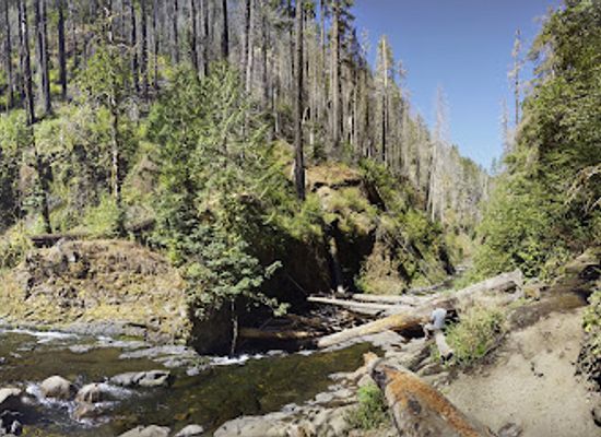 oregon/cascade-mountains/landmark/punch-bowl-falls