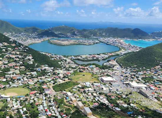 sint-maarten/cole-bay/landmark/sentry-hill