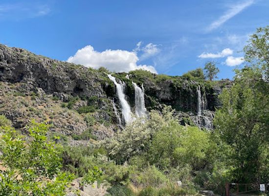 idaho/magic-valley/landmark/thousand-springs-state-park-ritter-island