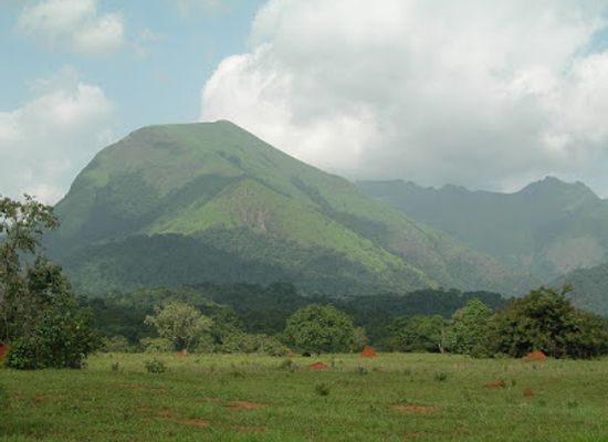 liberia/western-region/landmark/mount-richard-molard