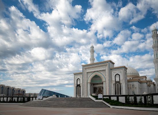 kazakhstan/central-kazakhstan/landmark/hazrat-sultan-mosque
