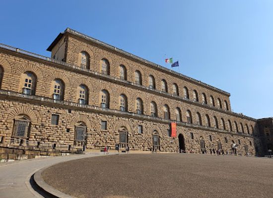 italy/valdarno/landmark/palazzo-pitti
