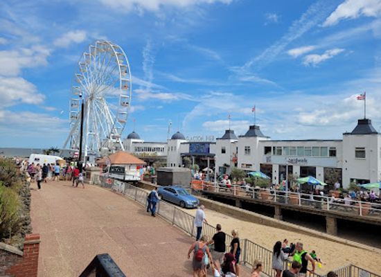 united-kingdom/essex/attraction/clacton-pier-2