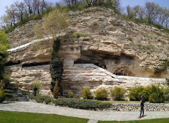 bulgaria/varna/primorski/landmark/aladzha-monastery