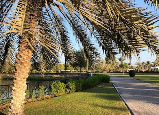 oman/ash-sharqiyah-north-governorate/landmark/quriyat-lake-park