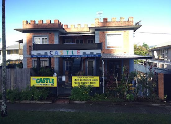 australia/cairns/landmark/travellers-castle