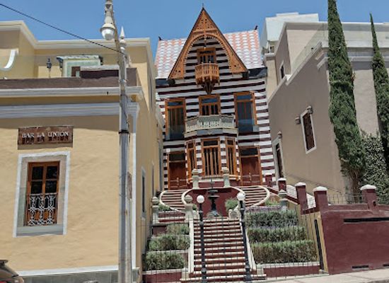 mexico/guanajuato/landmark/casa-de-las-brujas