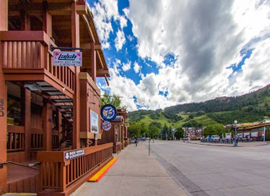 colorado/aspen/landmark/belly-up-aspen