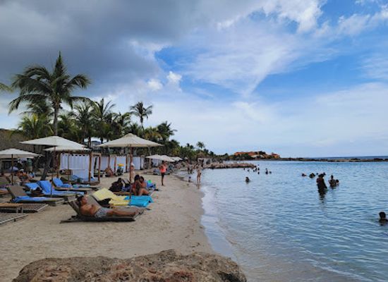 curacao/mahaai/landmark/mambo-beach-boulevard