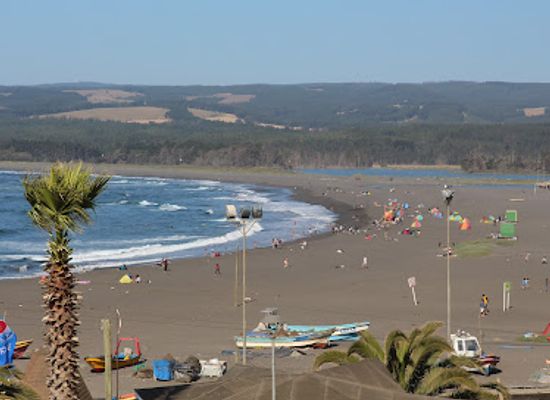 chile/pichilemu/landmark/playa-principal-de-pichilemu
