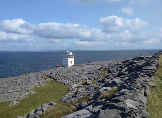 ireland/the-burren/landmark/black-head-lighthouse