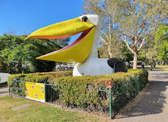 australia/noosa/landmark/the-big-pelican