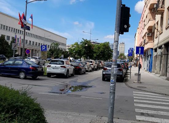 serbia/novi-sad/landmark/zgrada-crvenog-krsta-u-novom-sadu