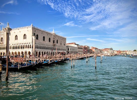 italy/veneto/landmark/doge-s-palace