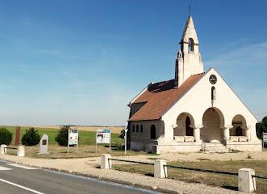 france/picardy/landmark/memorial-chapel-to-wwi-chemin-des-dames