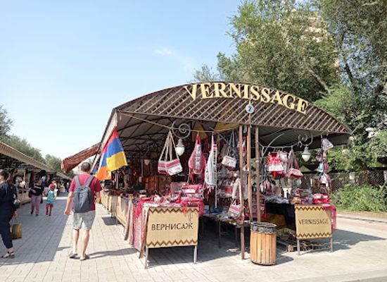 armenia/vayots-dzor-region/landmark/vernissage
