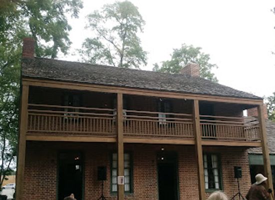 illinois/quad-cities/landmark/clayville-town-historic-site