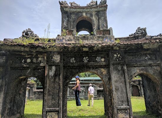 vietnam/hue/landmark/tiger-arena