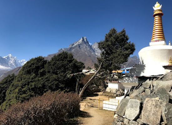 nepal/namche-bazaar/landmark/namche-bazaar-stupa