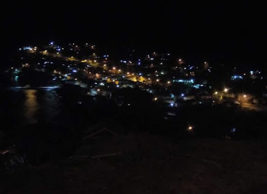 saint-vincent-and-the-grenadines/barrouallie/landmark/glebe-hill-barrouallie