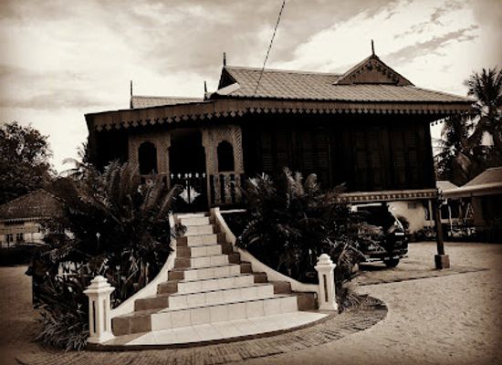 malaysia/langkawi/landmark/beras-terbakar-kampung-raja-langkawi-kedah