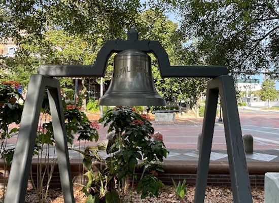 florida/tallahassee/landmark/uss-tallahassee-bell