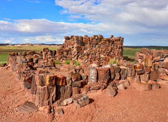 arizona/white-mountains/landmark/agate-house