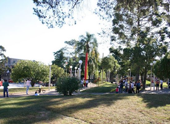 uruguay/rivera/landmark/plaza-july-18