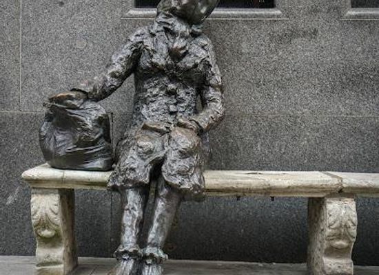 united-kingdom/lancashire/attraction/eleanor-rigby-statue-2
