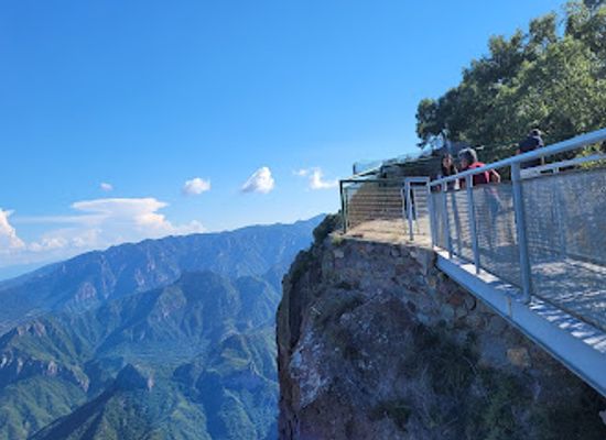 mexico/northern-mexico/landmark/mirador-cerro-del-gallego-canon-de-urique