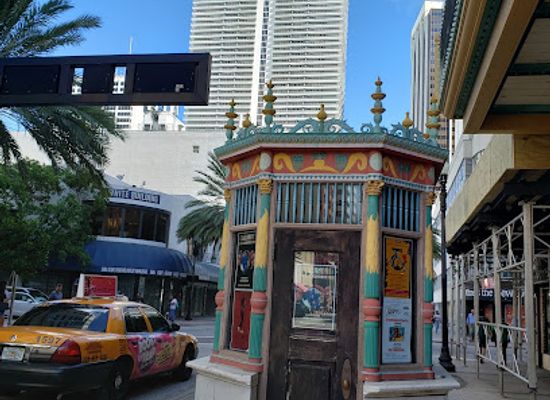 florida/gold-coast/landmark/the-historic-alfred-i-dupont-building