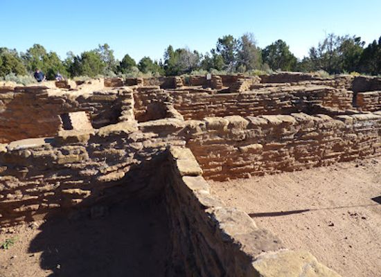 colorado/colorado-plateau/landmark/coyote-village