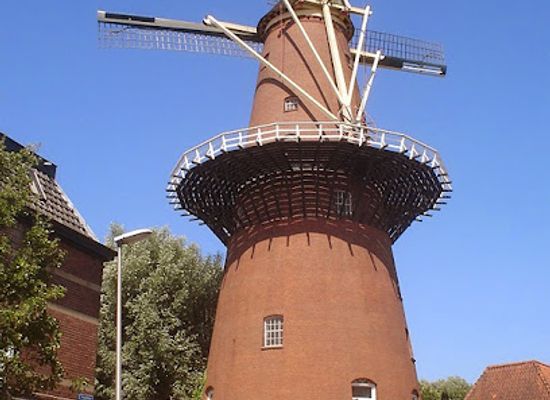 netherlands/betuwe/landmark/molen-rijn-en-zon
