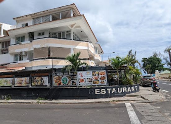 mauritius/flic-en-flac/landmark/le-bois-noir-beach