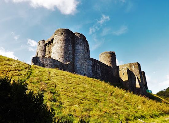 united-kingdom/wales/landmark/castell-cydweli-kidwelly-castle