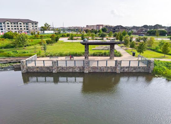 texas/sugar-land/landmark/wetlands-park-at-riverstone