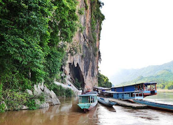 laos/phonsavan/landmark/pak-ou-caves
