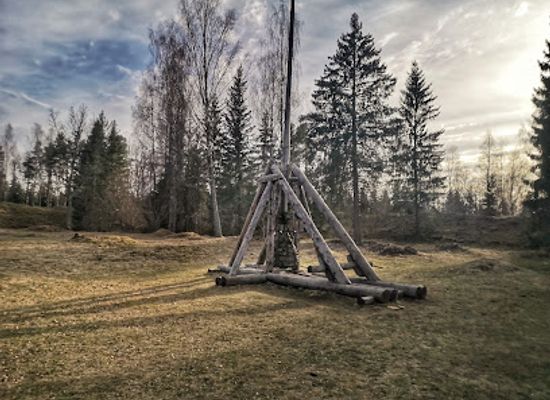 estonia/rapla-county/landmark/varbola-linnus