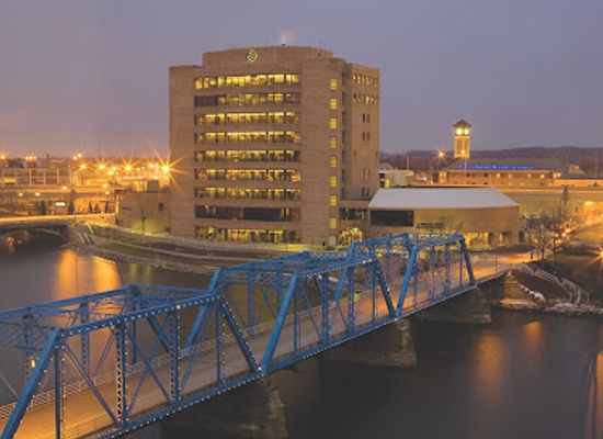 michigan/grand-rapids/landmark/l-v-eberhard-center-ec