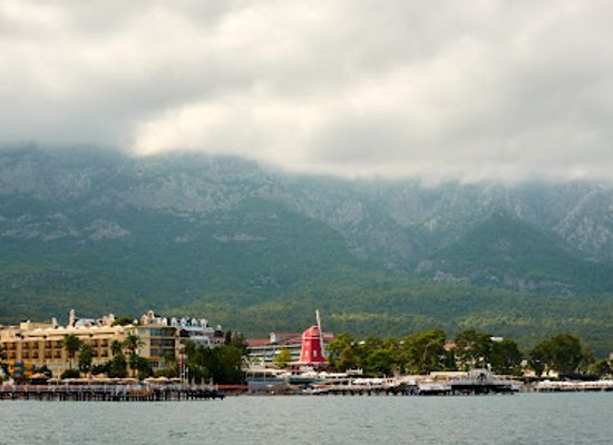 turkiye/antalya/kemer/landmark/kiyi