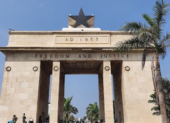 ghana/accra/osu/landmark/independence-square