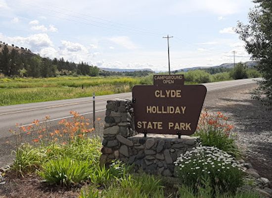 oregon/grant-county/landmark/clyde-holliday-state-recreation-site
