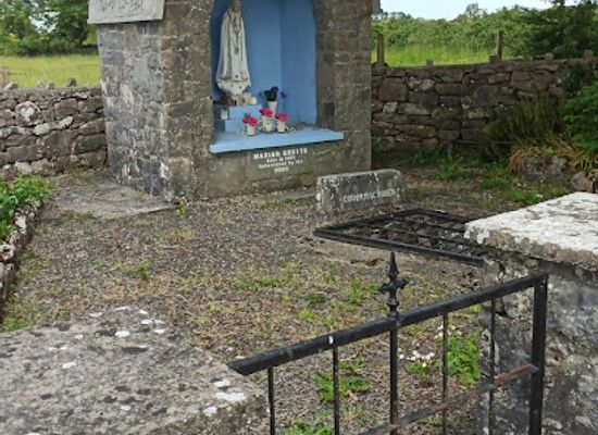 ireland/connacht/landmark/holy-well