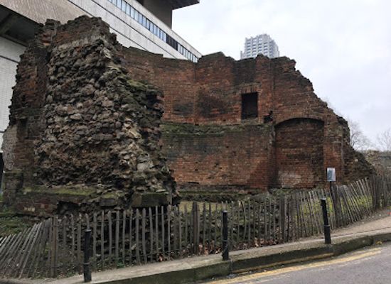 united-kingdom/london/landmark/london-city-wall-bastion-14