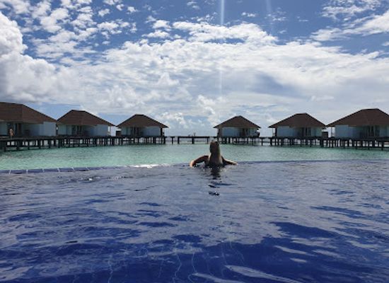 maldives/ukulhas/landmark/baraboa-excursions-store