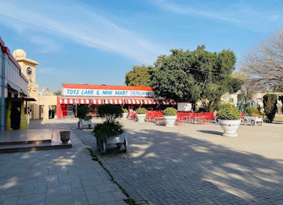 pakistan/rawalpindi/saddar/landmark/roomi-park