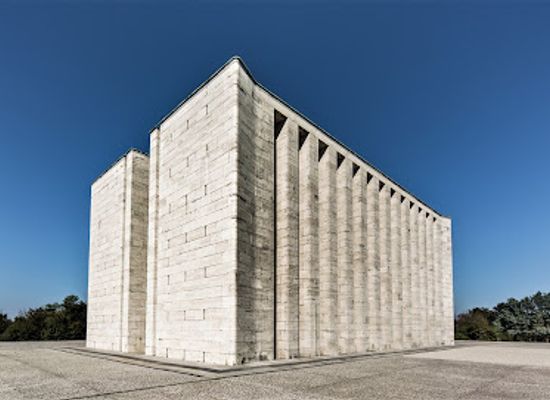 italy/friuli-venezia-giulia/landmark/ara-pacis-mundi