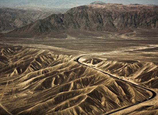peru/andean-highlands/landmark/nazca-lines