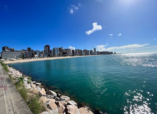 brazil/fortaleza/landmark/feirinha-da-beira-mar