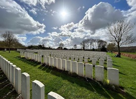 france/picardy/landmark/adelaide-cemetery